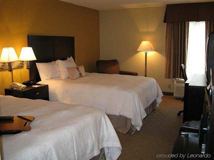 Hampton Inn Nashville-I-24 Hickory Hollow Room photo