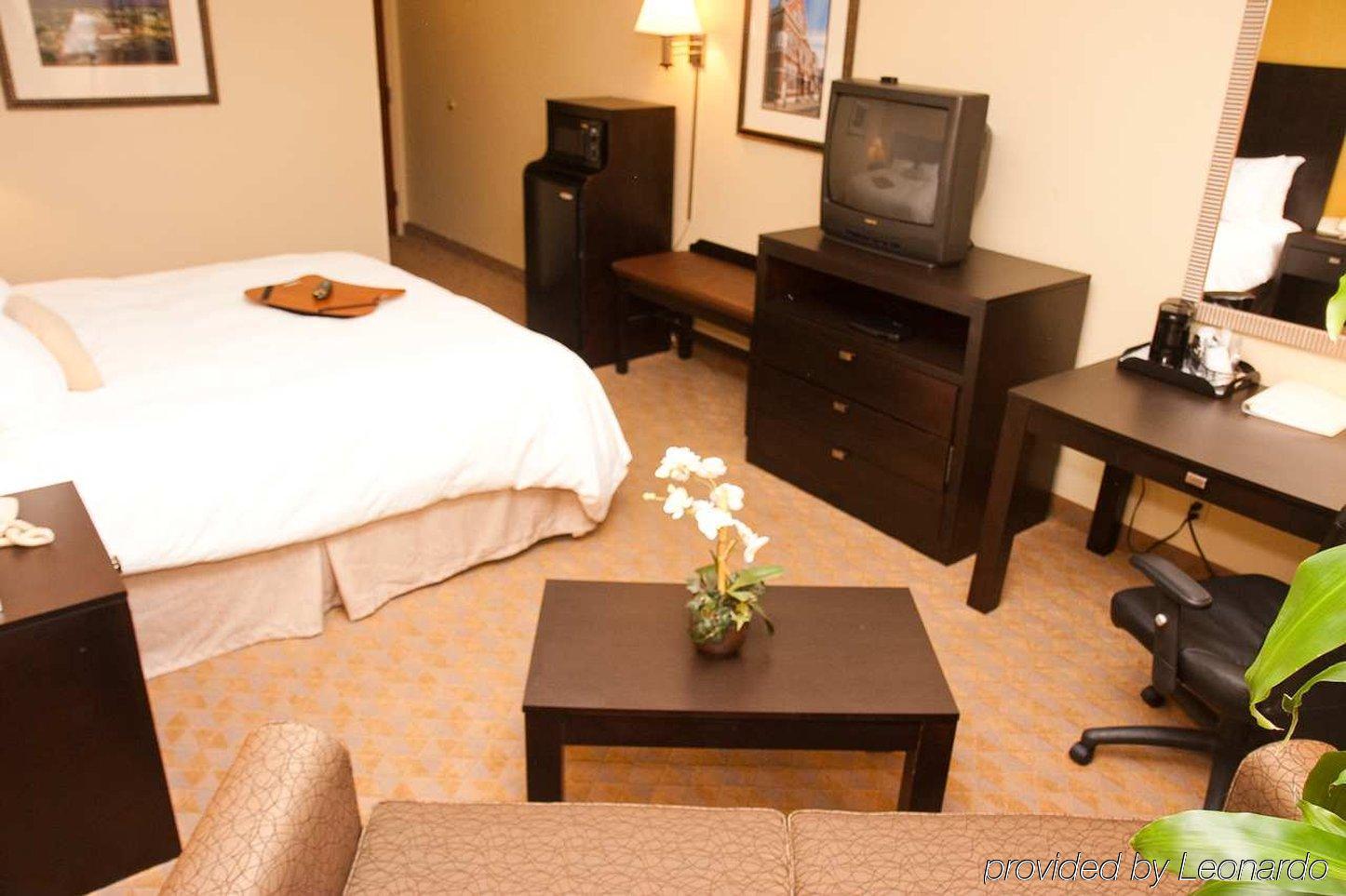 Hampton Inn Nashville-I-24 Hickory Hollow Room photo